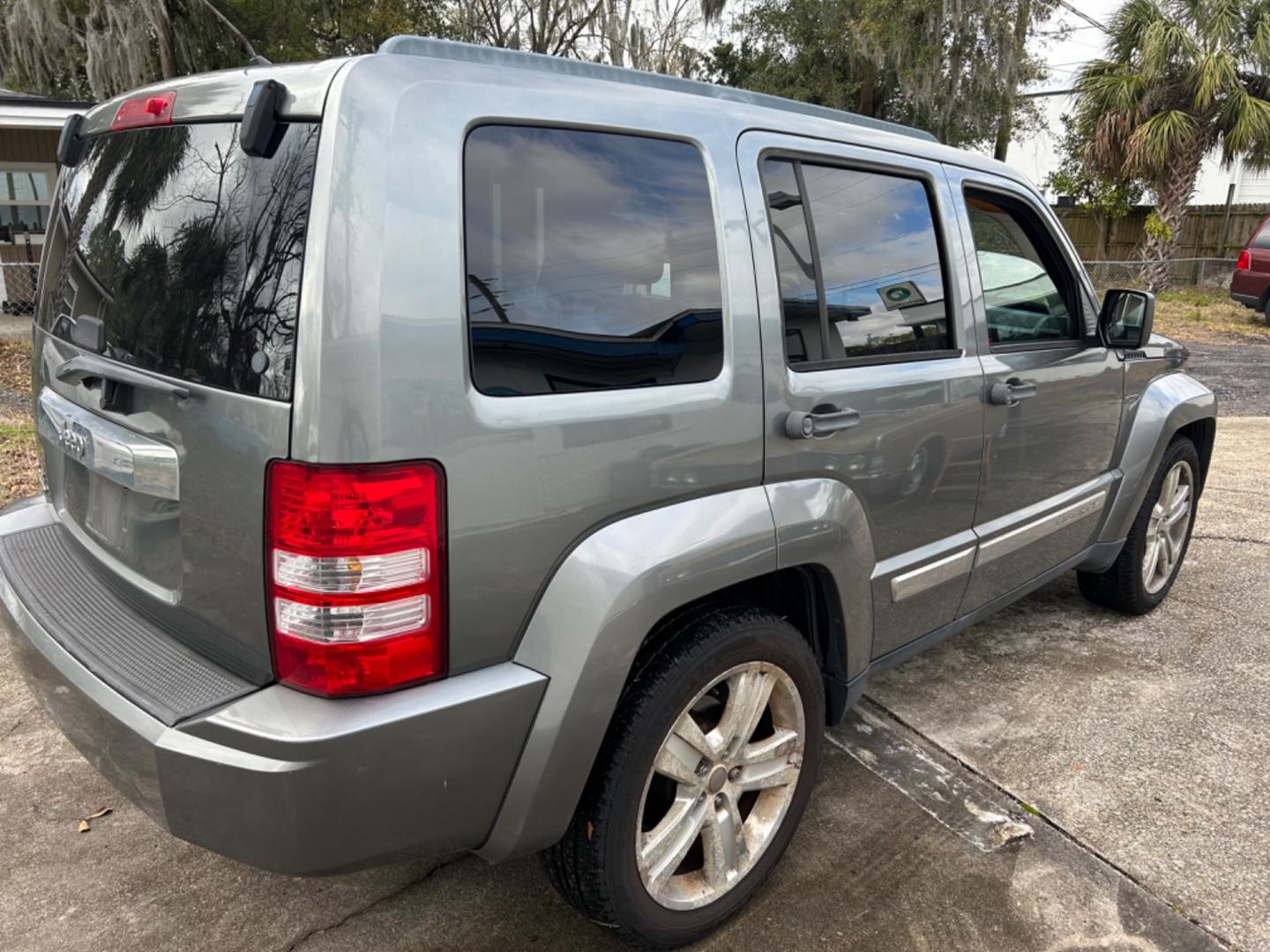 2012 Jeep Liberty (1C4PJMFK2CW) , located at 1758 Cassat Ave., Jacksonville, FL, 32210, (904) 384-2799, 30.286720, -81.730652 - 2012 JEEP PATRIOT 4X4 LIMITED JET EDITION $4000.00 CASH 253,369 MILES SKYLINE ROOF LEATHER ALLOYS NAVIGATION SYSTEM THIS ONE HAS IT ALL!!! CALL US TODAY BEFORE IT'S SOLD!!! CALL NOW @ 904-384-2799 - Photo#3